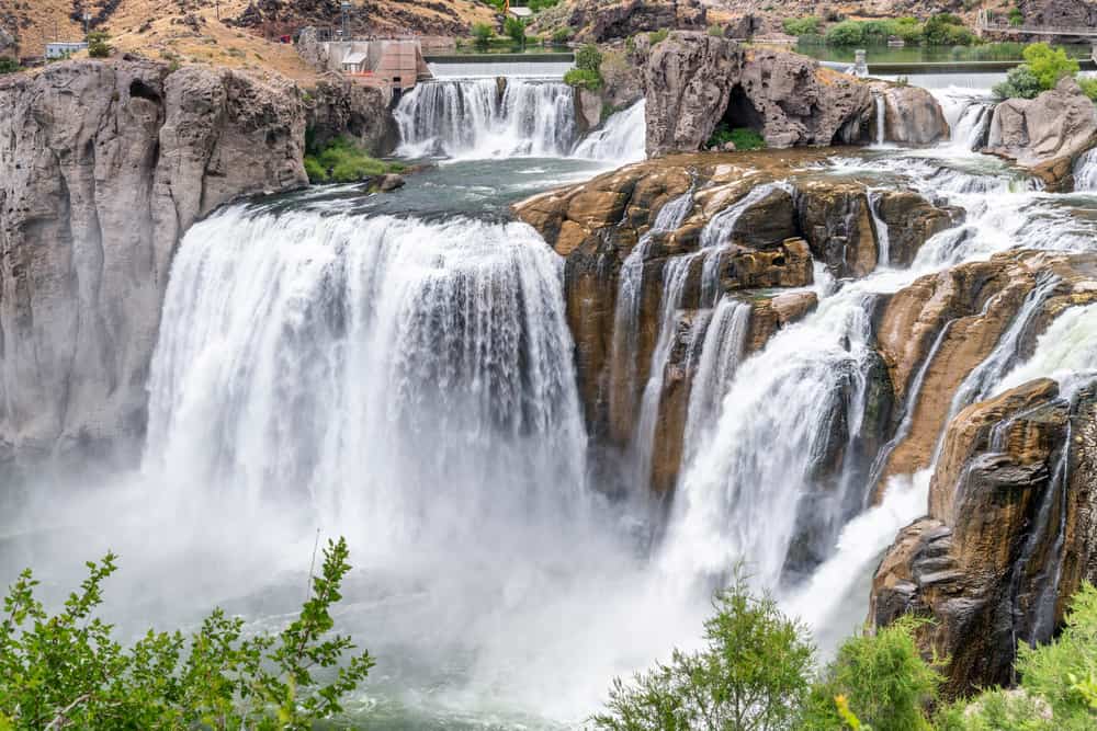 best waterfalls to visit in the USA