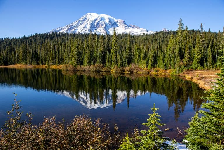 21 Best US National Parks To Visit In October (2024 Review)